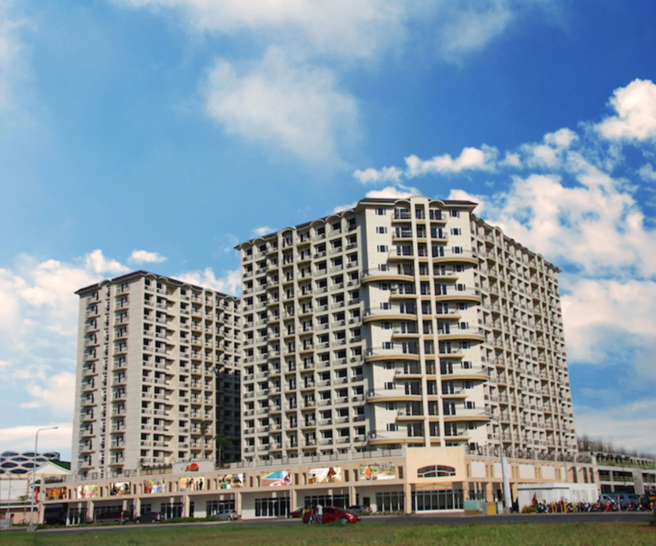 Photo - FRD Condo Unit Tower A SoleMare Parksuites