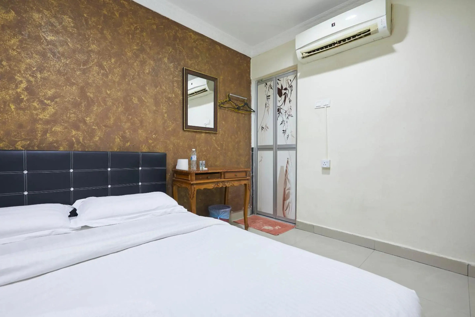 Photo - Hotel Royal Queens