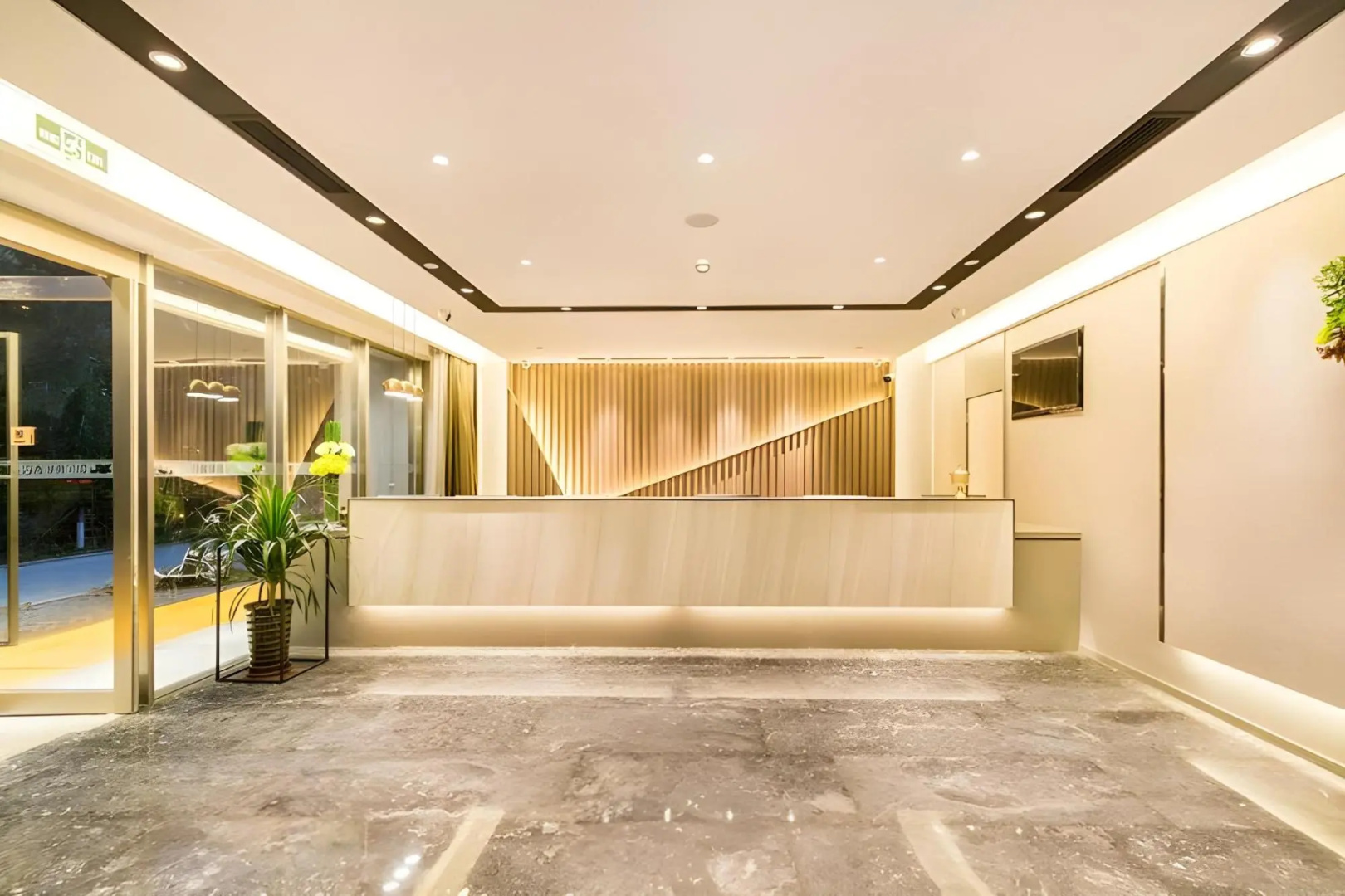 Homeinn Selected Hotel (Qinhuangdao Haigang District Yanshan University Maoye Center)