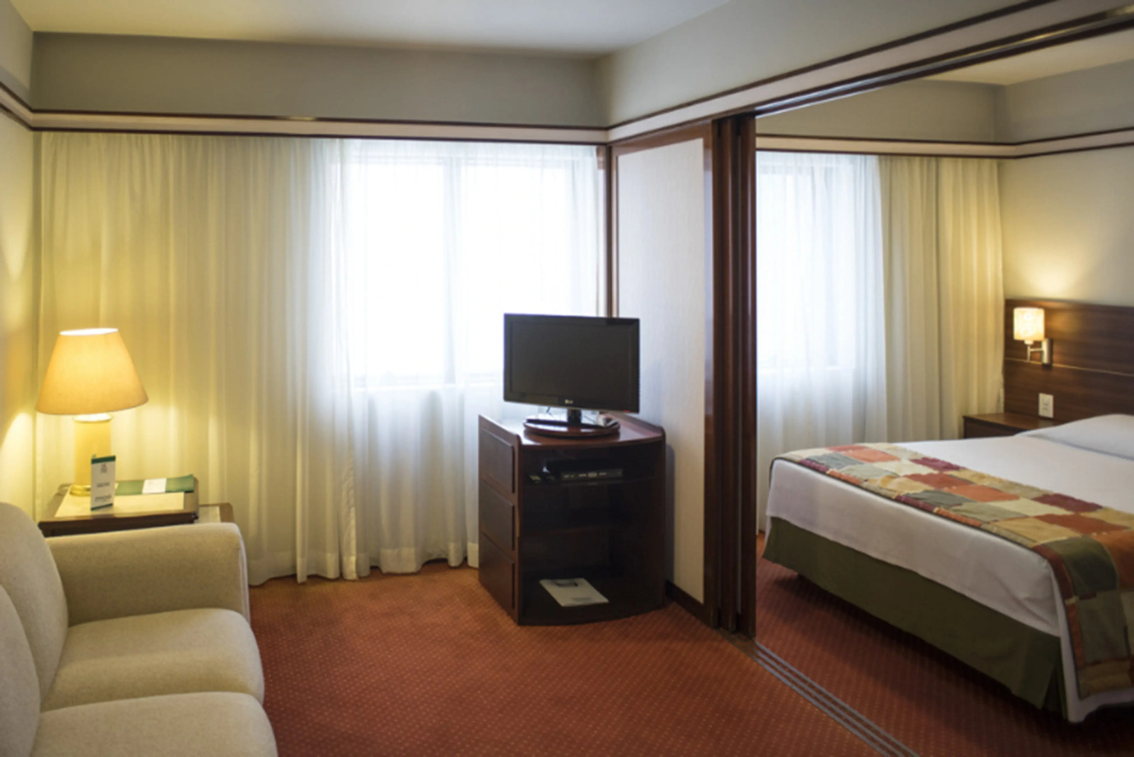 Photo - Bristol The Time Berrini