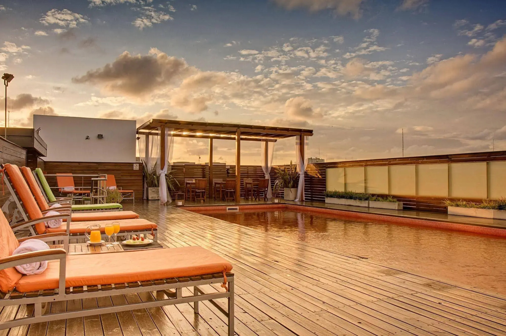 Foto - Broadway Hotel & Suites