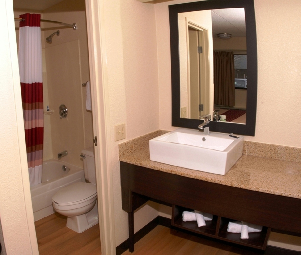 Photo - Red Roof Inn PLUS+ Washington DC Rockville