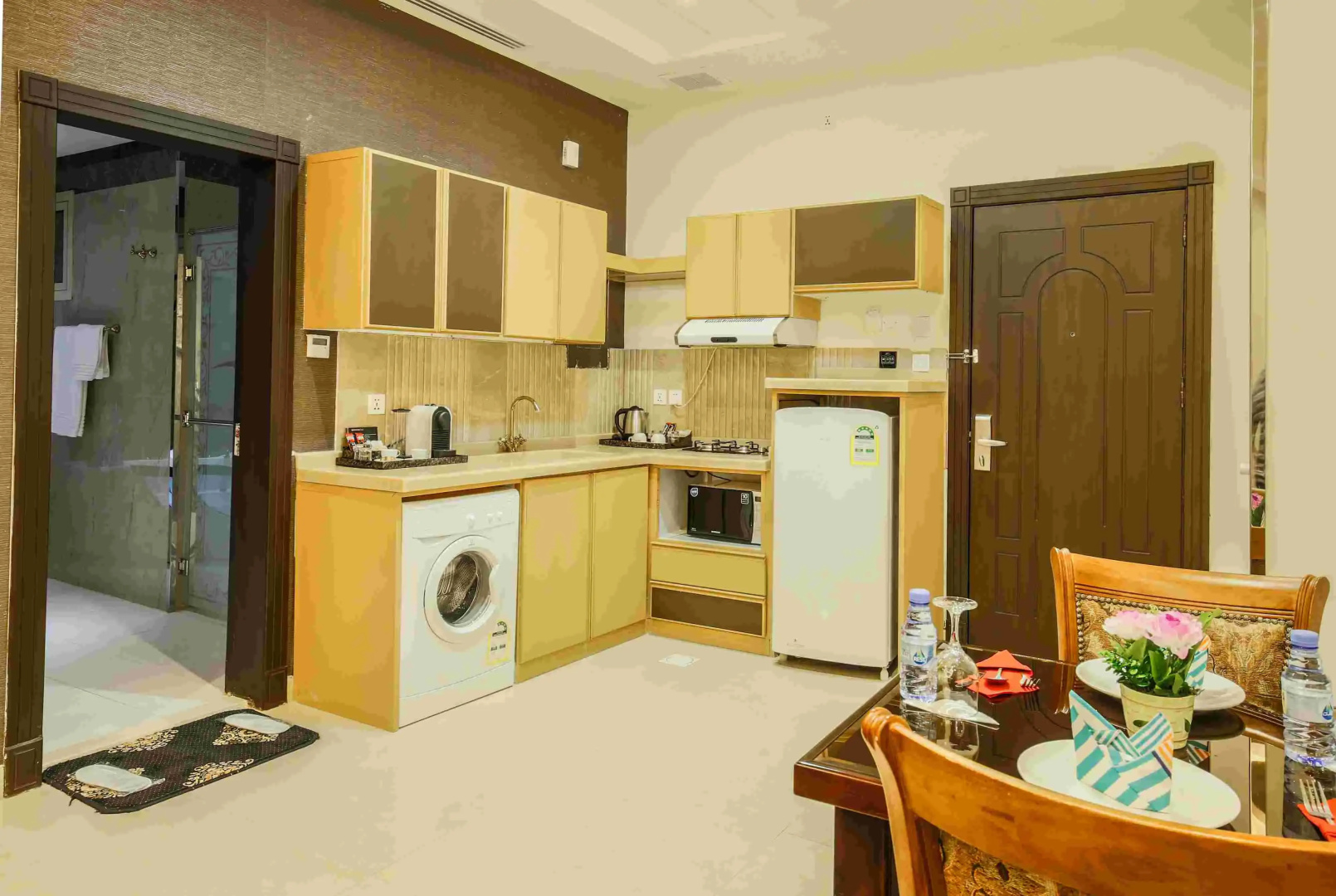 Foto - Rest Night Serviced Apartments- AlHamra رست نايت للشقق المخدومة - الحمرا