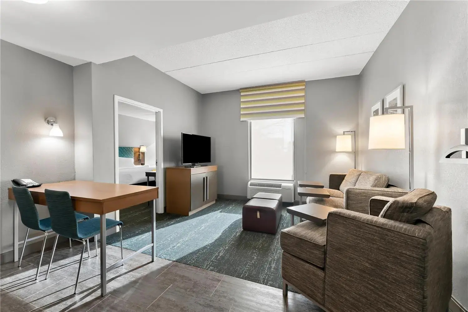 Foto - Hampton Inn & Suites Newtown