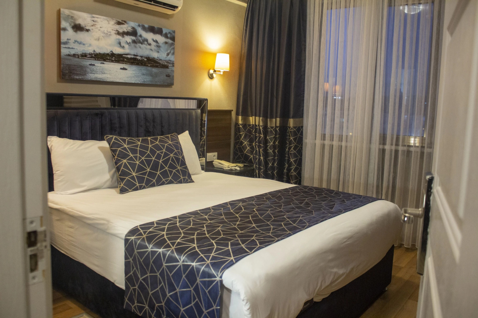 Photo - Star City Hotel