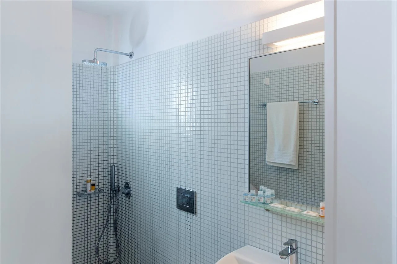 Photo - Kamari Beach Hotel