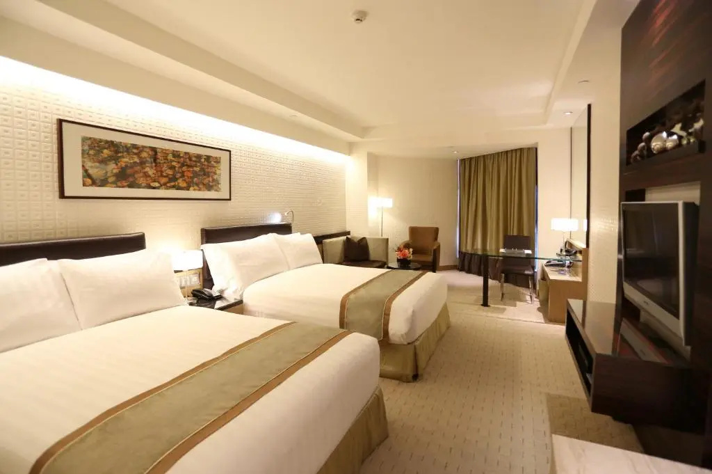 Photo - Royal Park Hotel