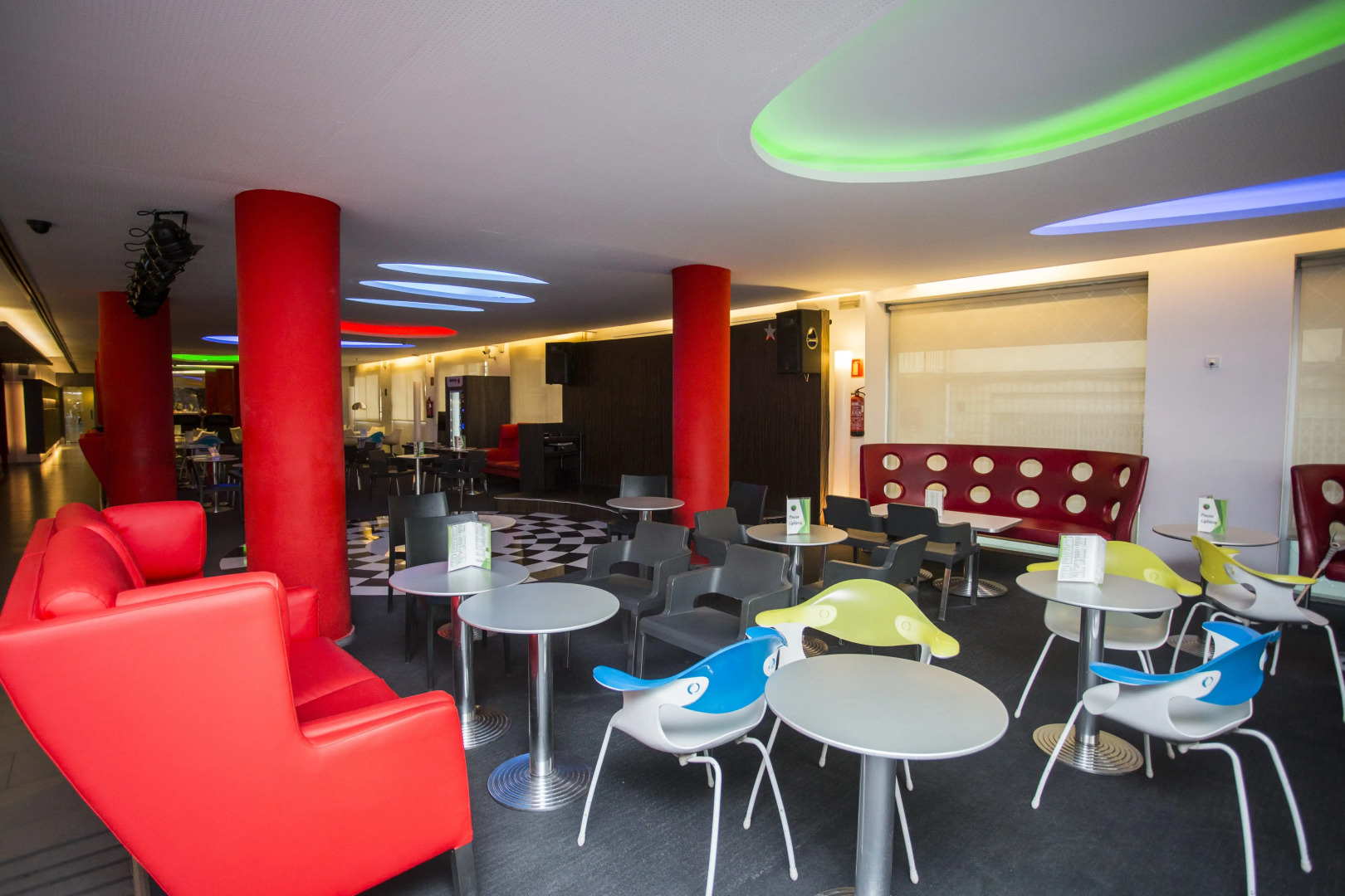 Photo - Hotel Oasis Plaza