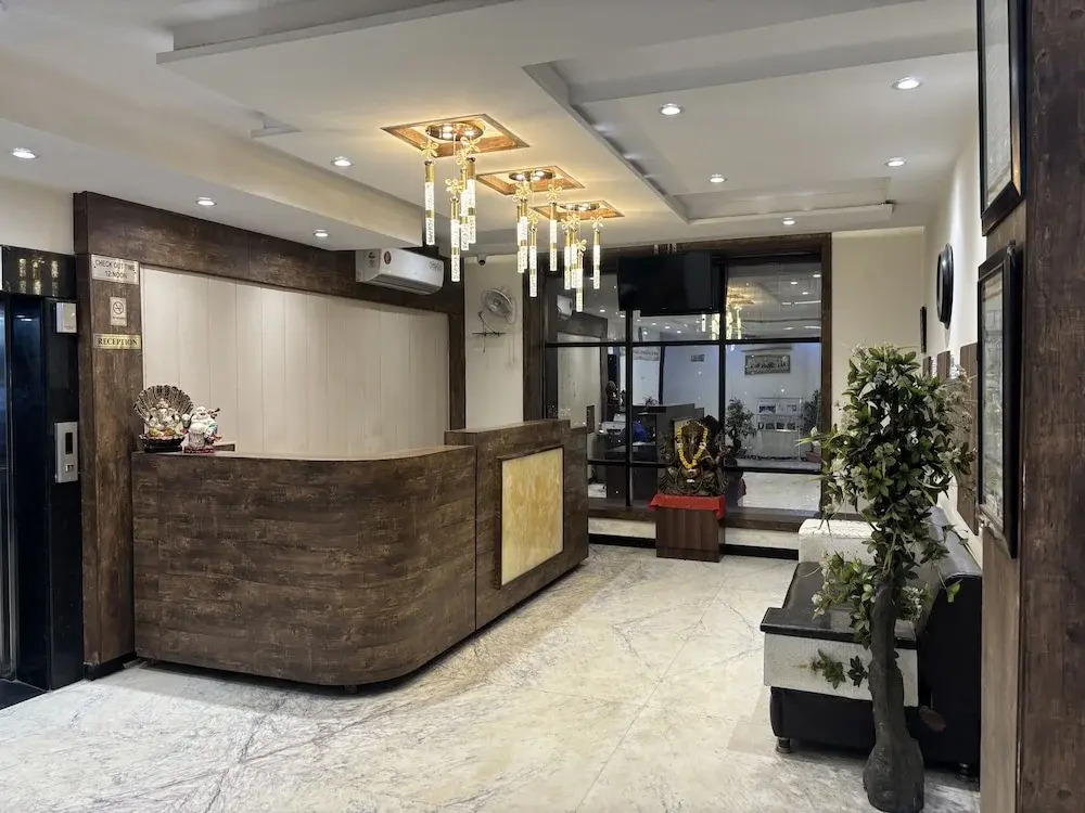 Photo - Hotel Opal Courtyard