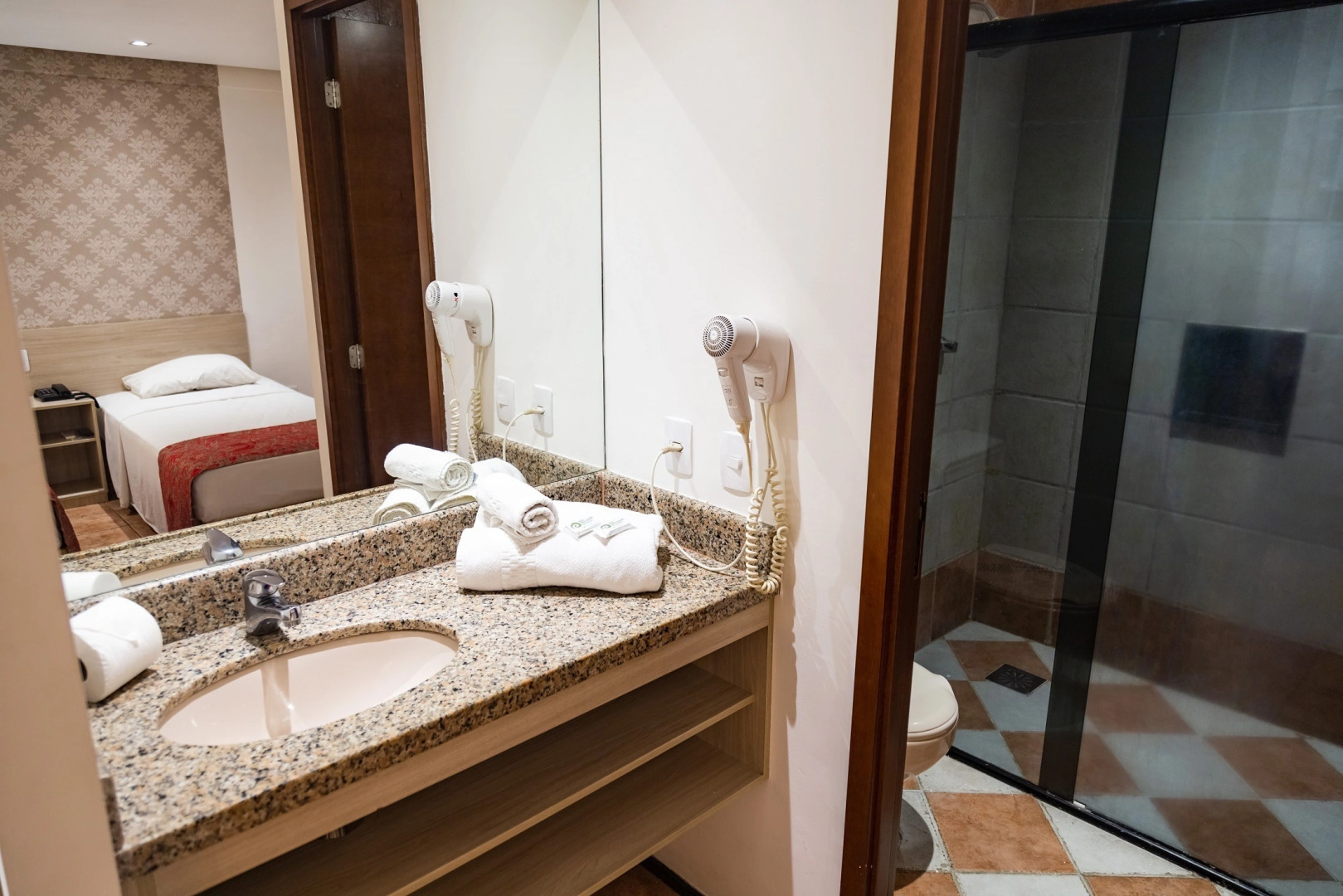 Foto - Plaza Praia Suítes