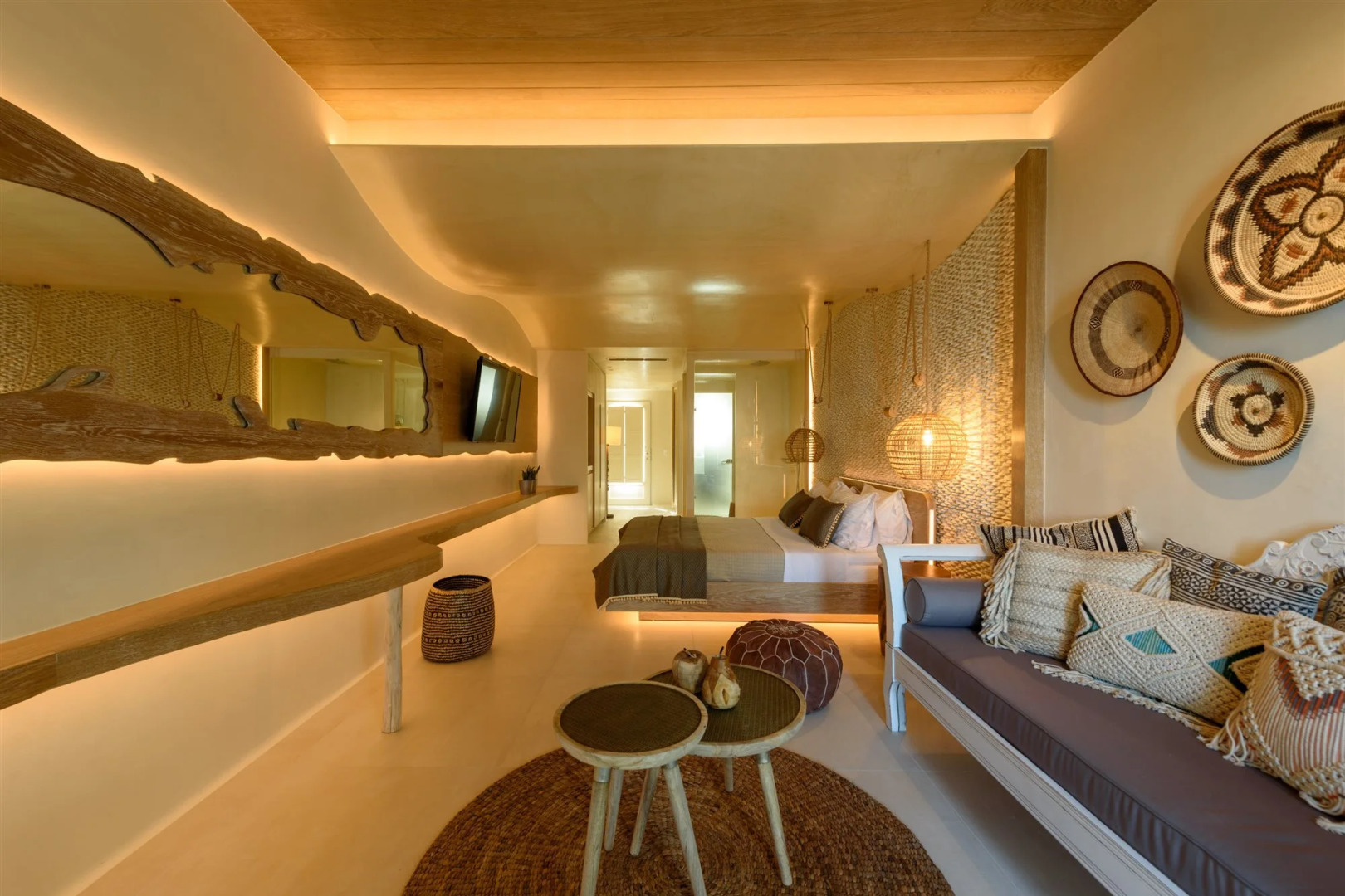 Photo - Divelia East