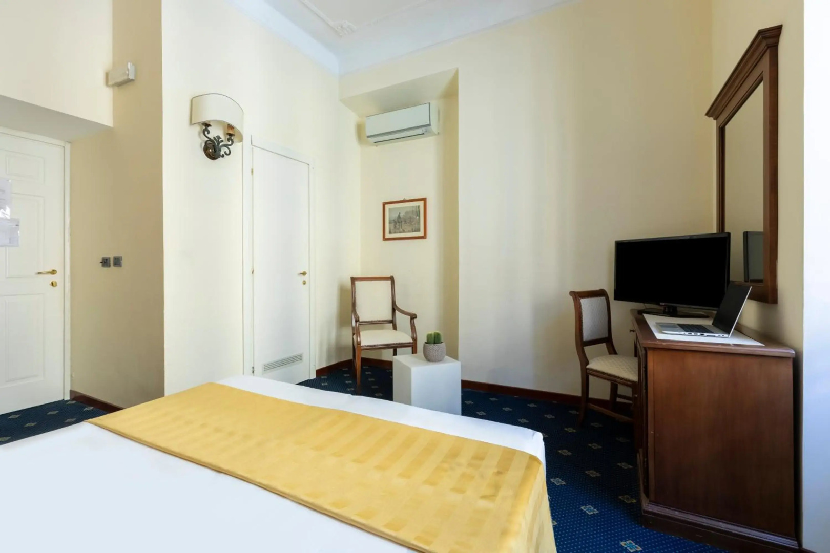 Foto - AETAS lumpini