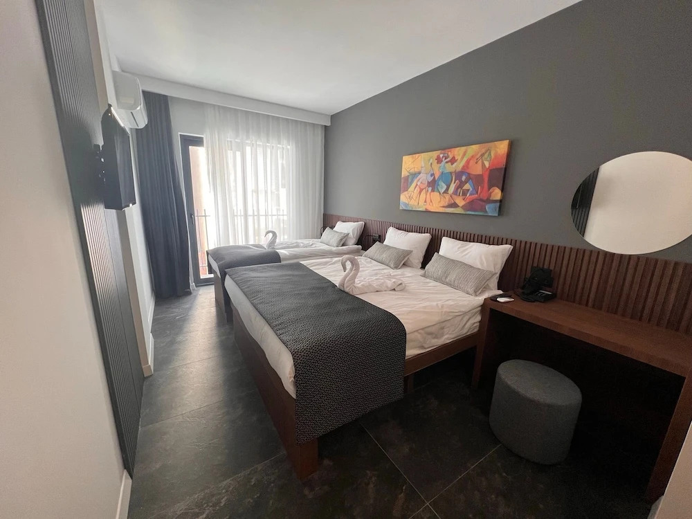 Photo - Wolf Of The City Hotel & Spa