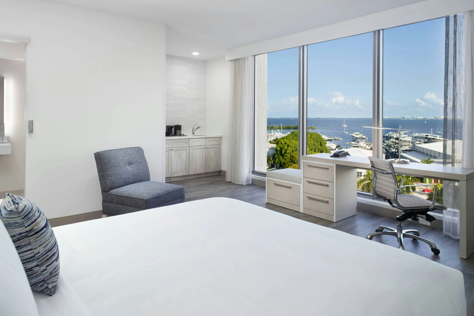 Photo - Courtyard by Marriott Miami Coconut Grove