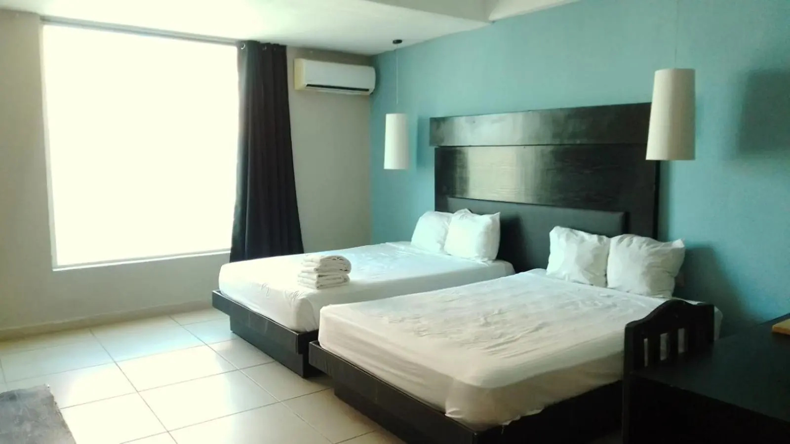 Photo - Blvd Hotel