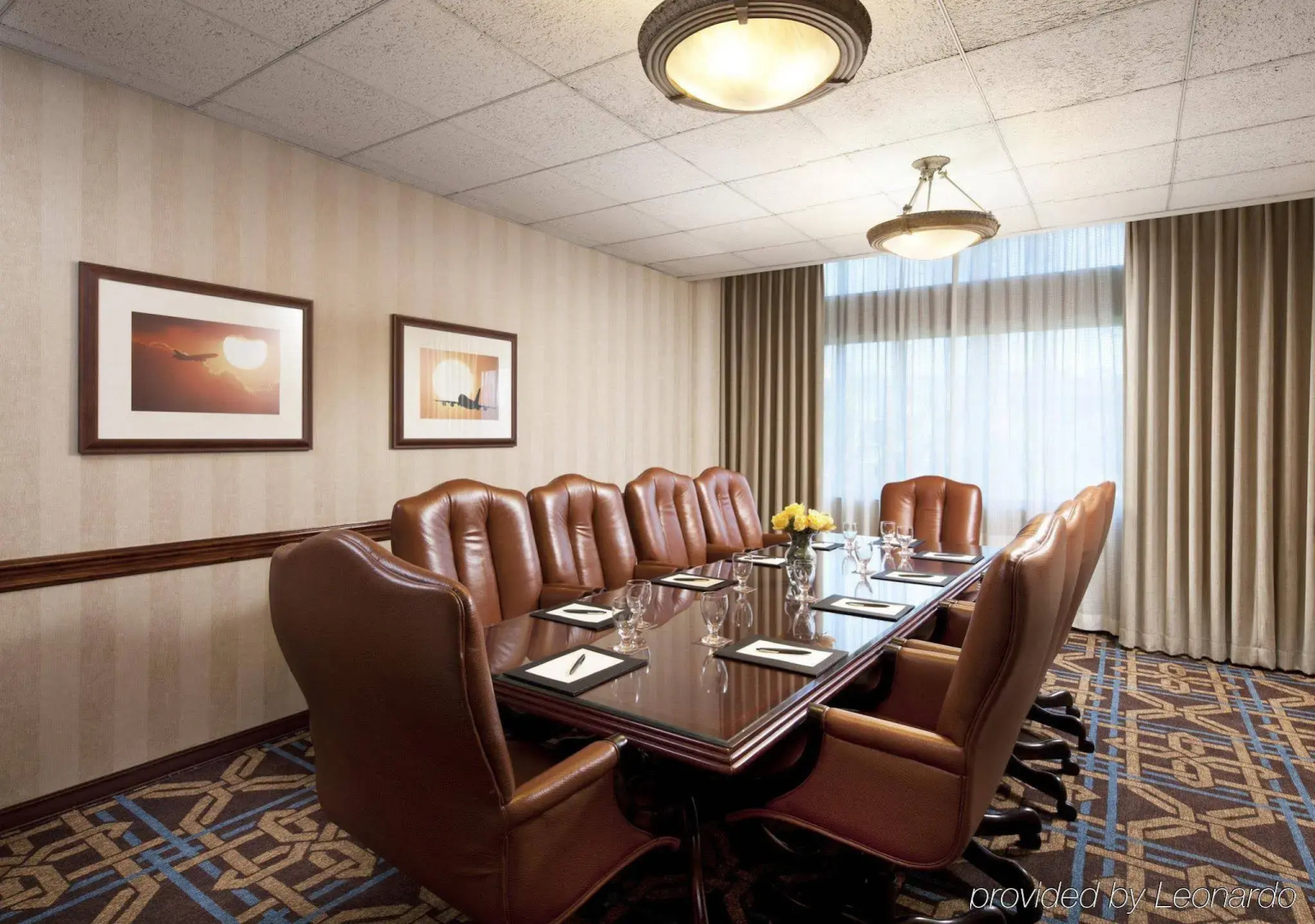 Photo - Sheraton Ontario Airport Hotel