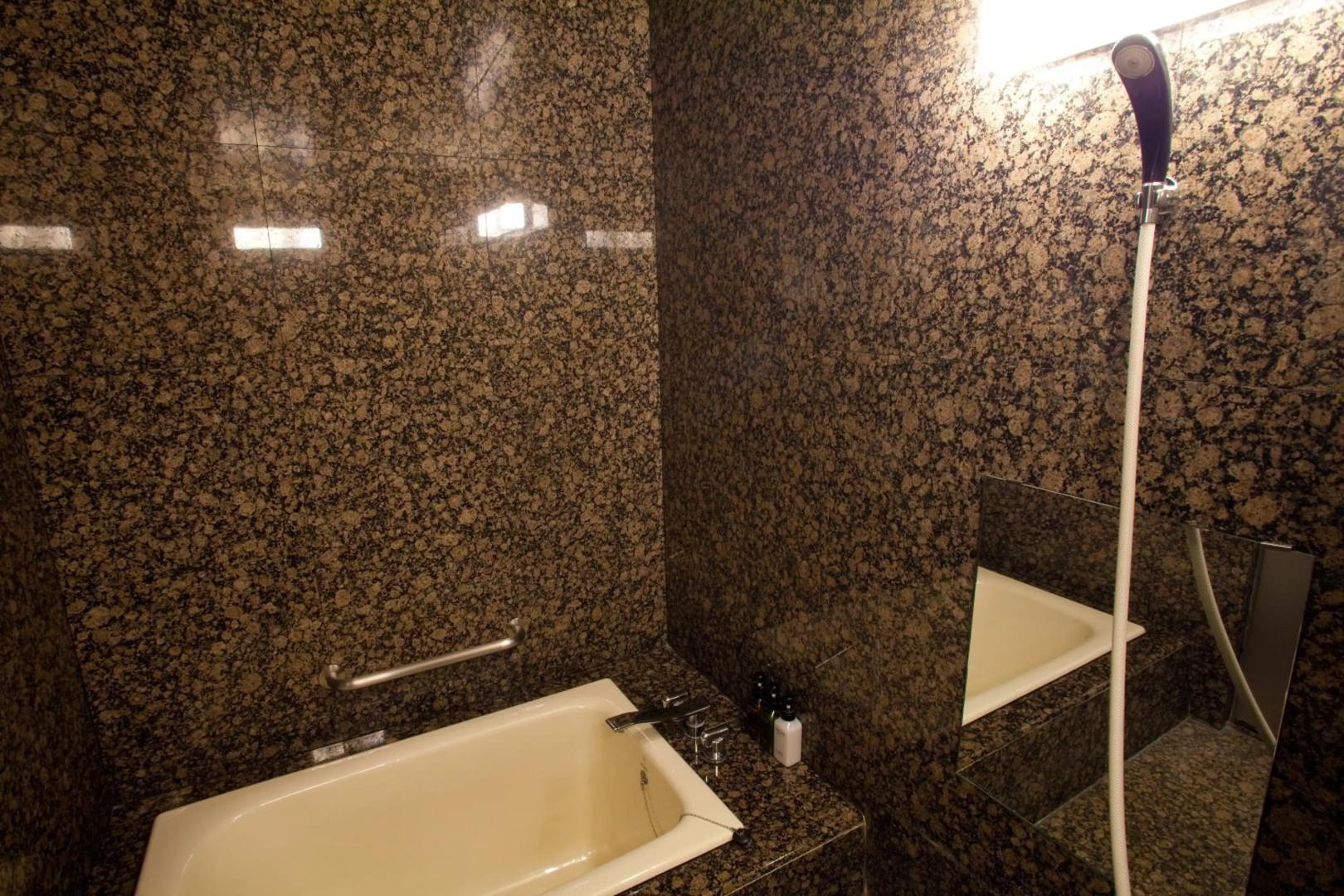 Photo - Ranzan Hotel