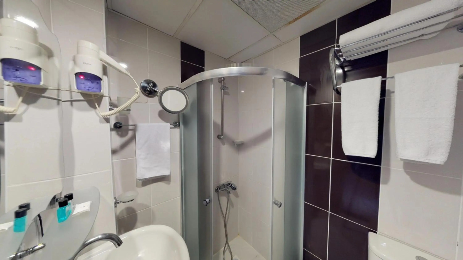 Photo - Patron Hotel