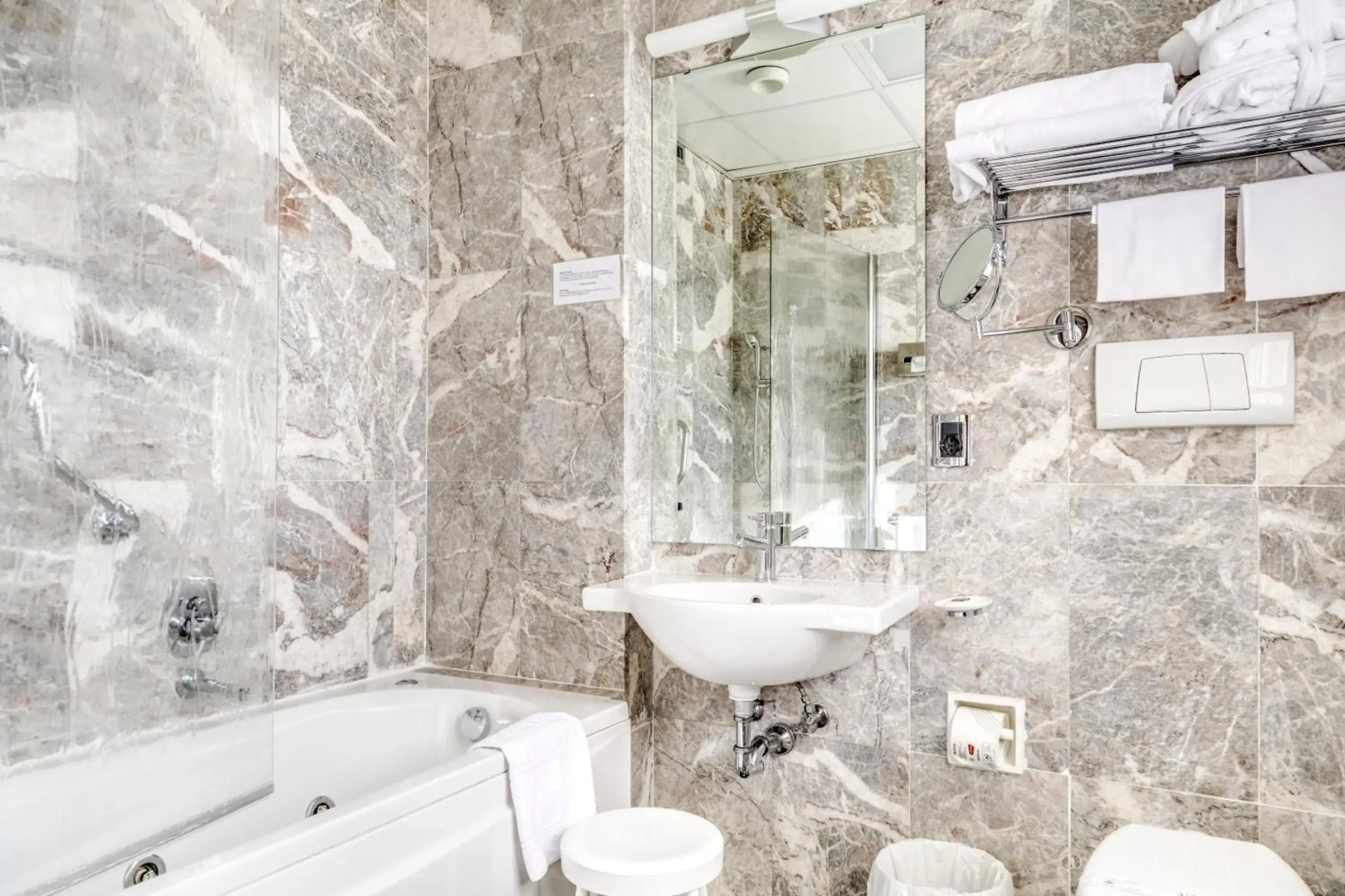 Foto - Hotel Condes de Barcelona