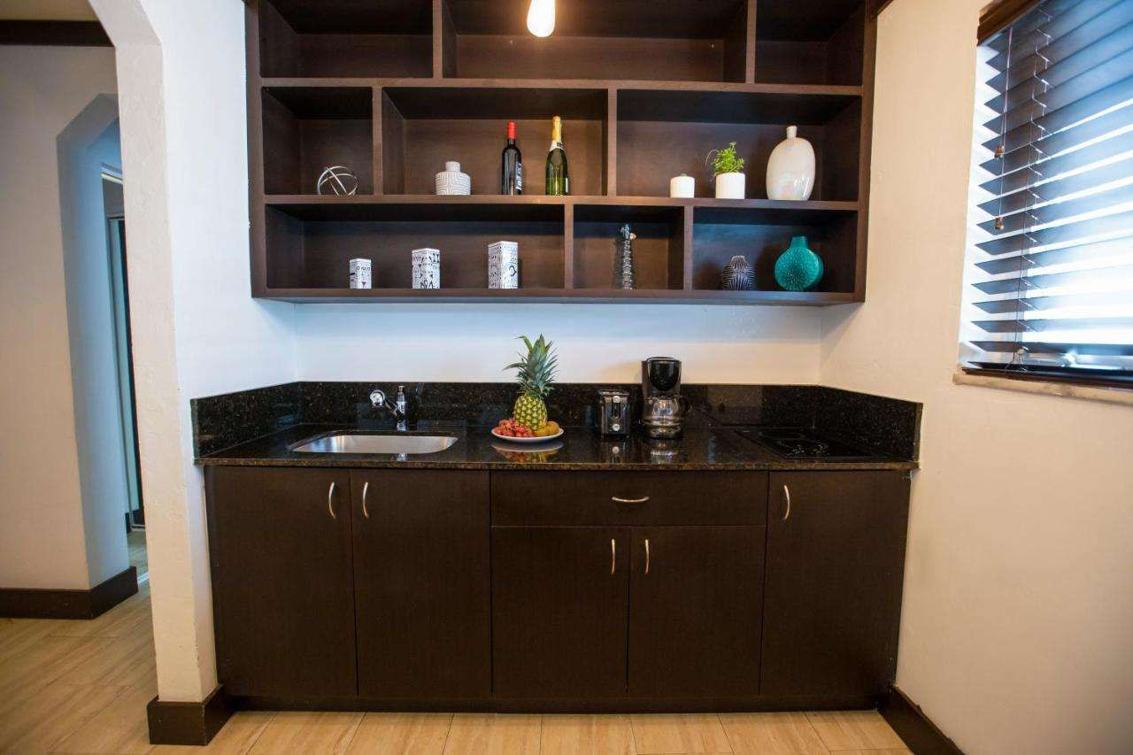 Photo - Lincoln Arms Suites