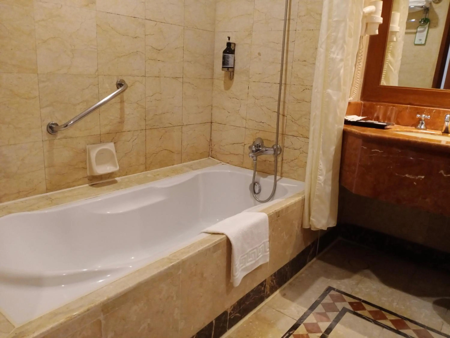 Photo - Bangi Resort Hotel