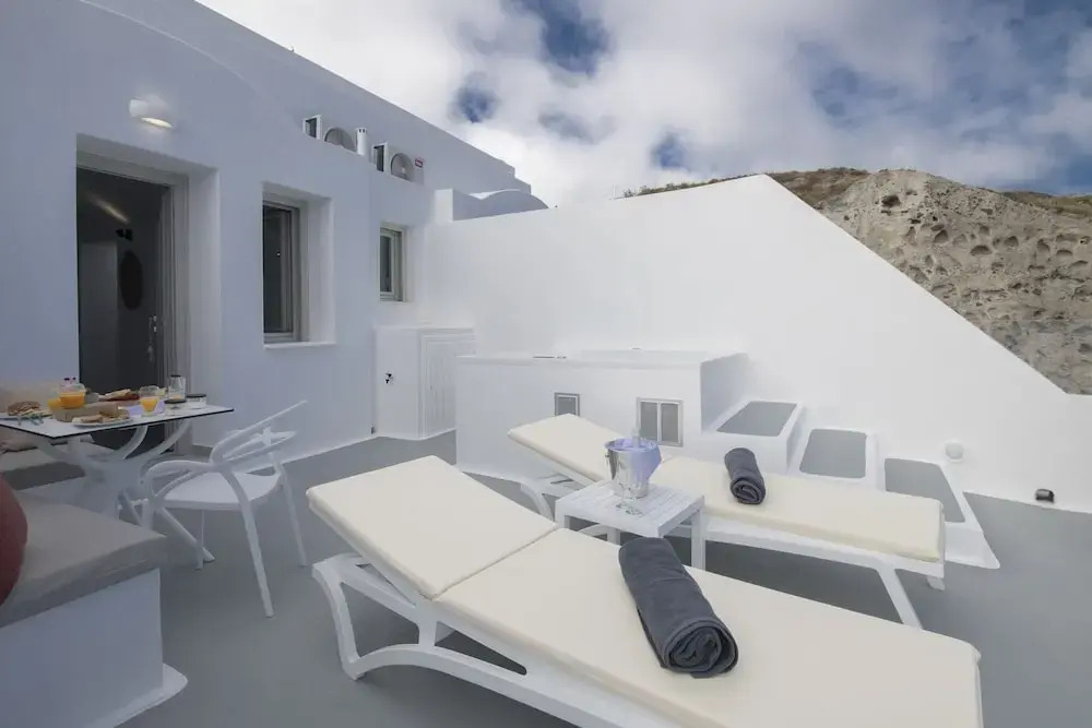 Photo - Symphony Suites Santorini
