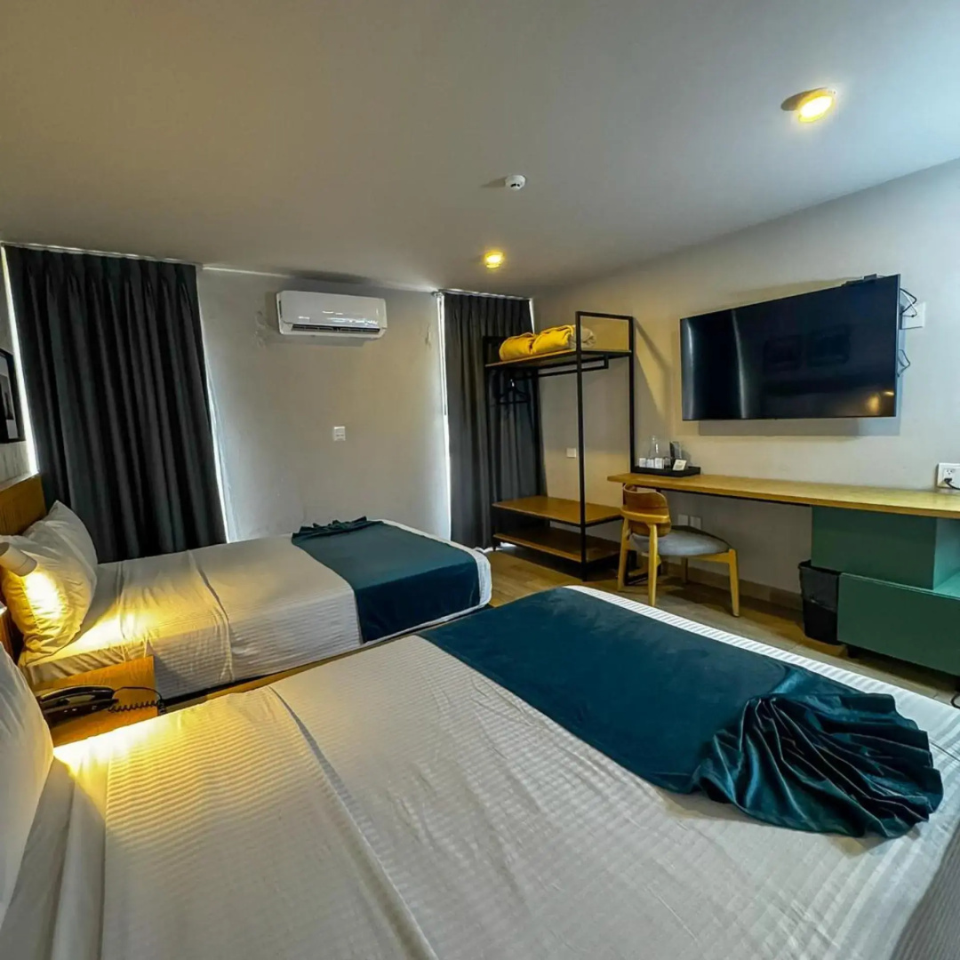 Photo - Oliva Plaza Hotel