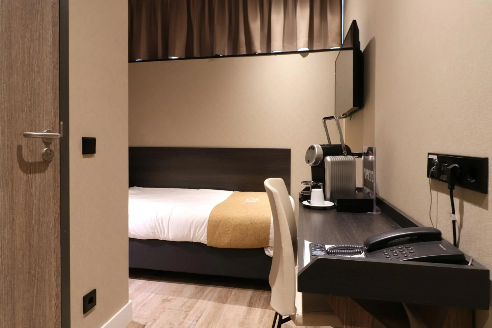 Photo - XO Hotel Inner
