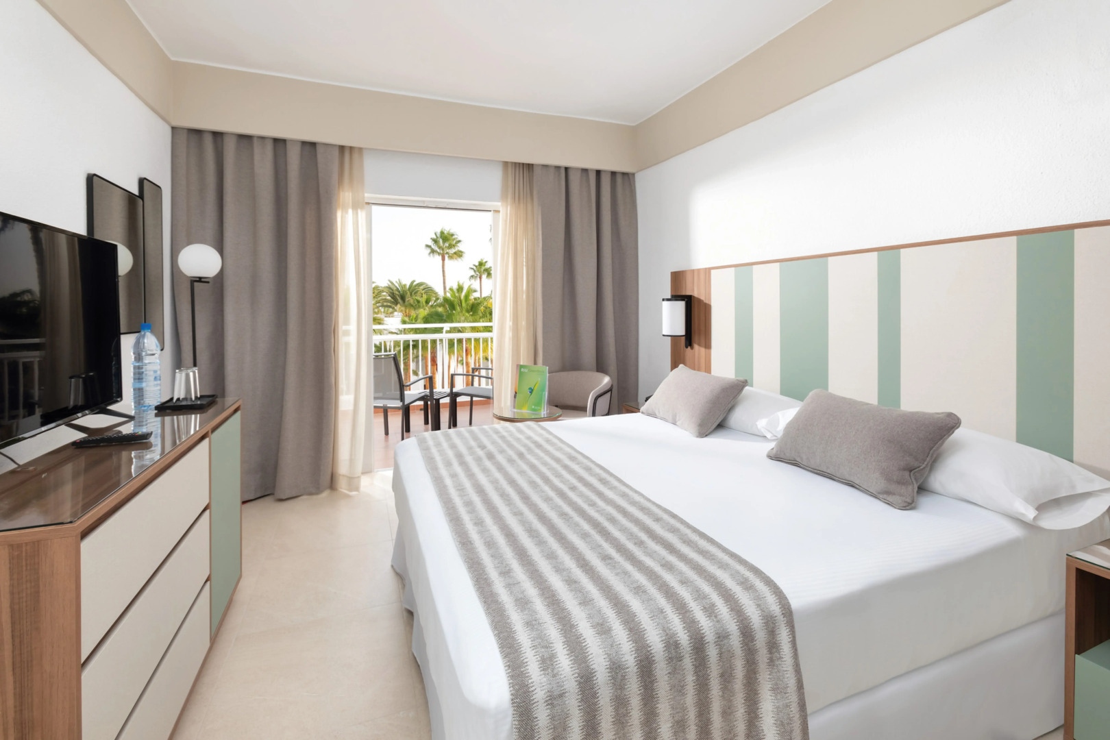 Photo - Hotel Riu Paraiso Lanzarote - All Inclusive