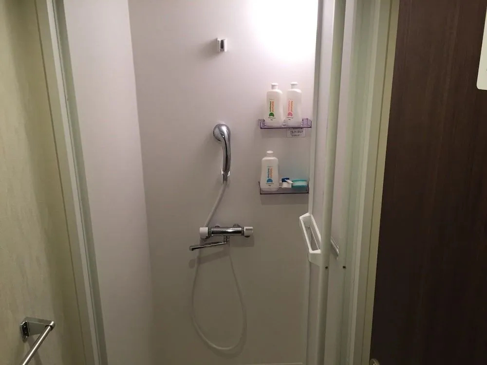 Photo - bnb+ Shinbashi - Hostel