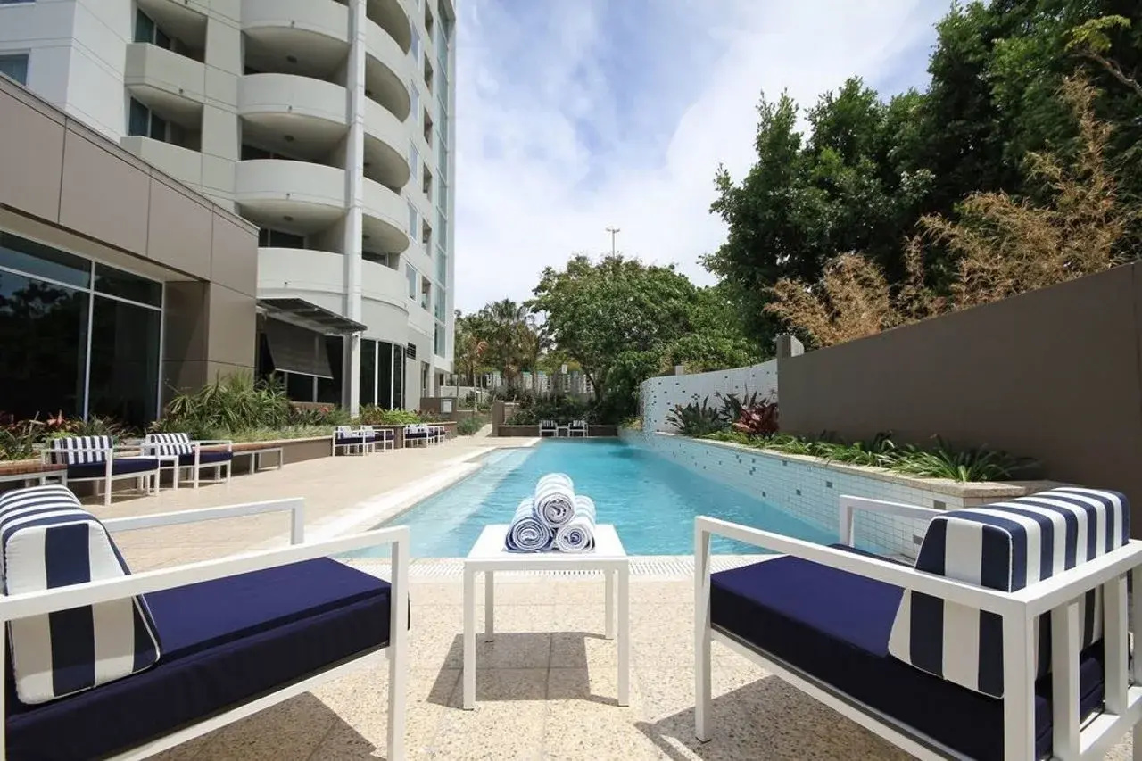 Photo - Point Hotel