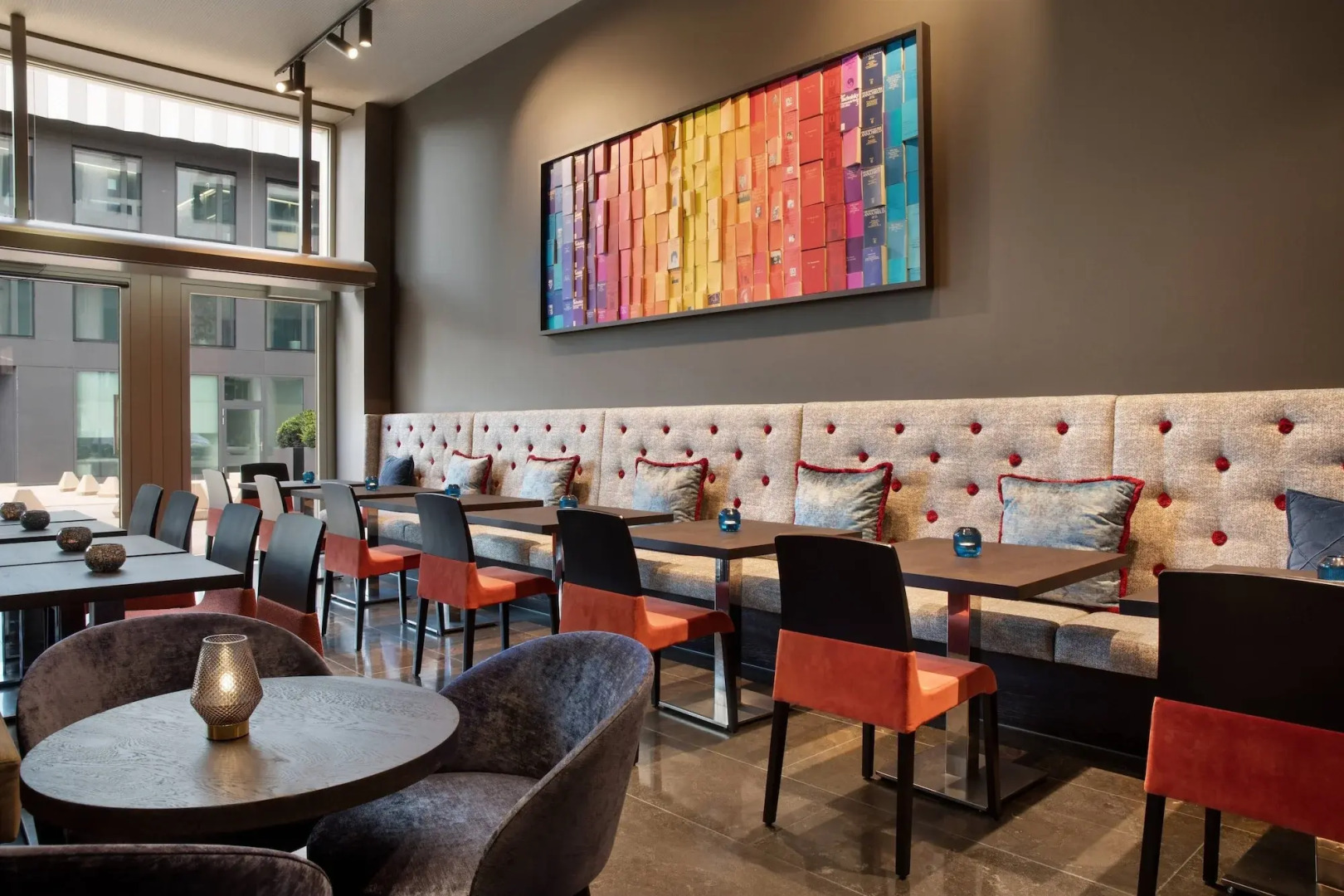 Photo - Renaissance Zurich Tower Hotel