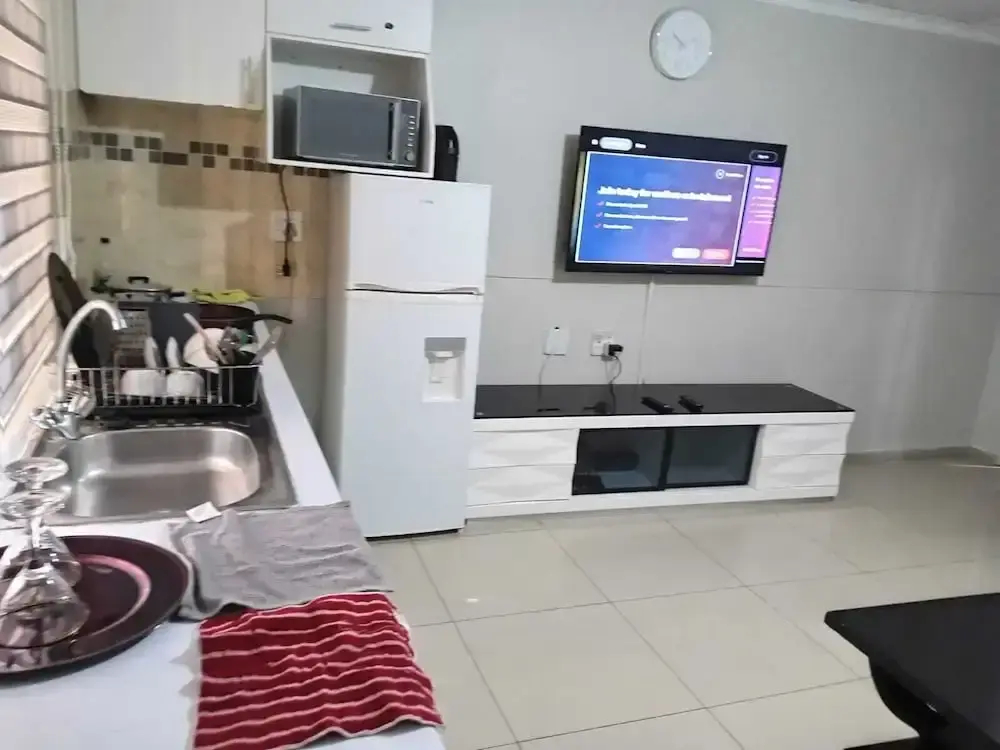 Foto - Gold Crown One Bedroom Self-Catering Apartment With NetFlix & YouTube