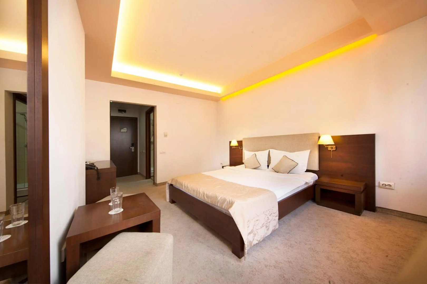 Photo - Hotel Yesterday