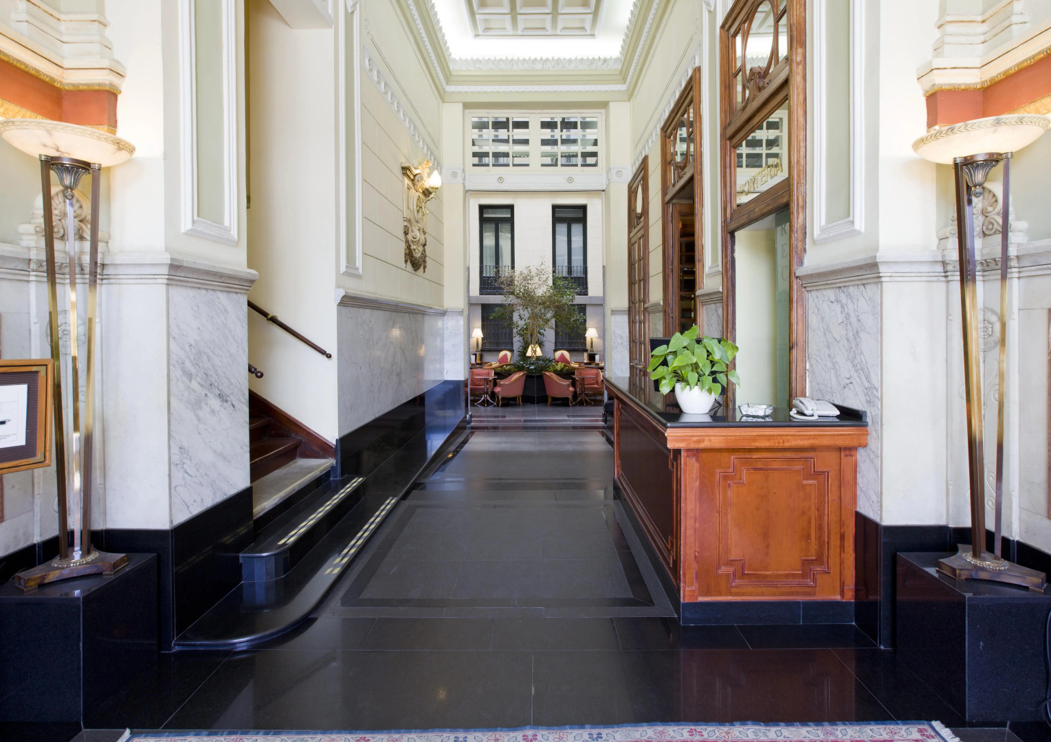 Foto - Intelier Palacio San Martin