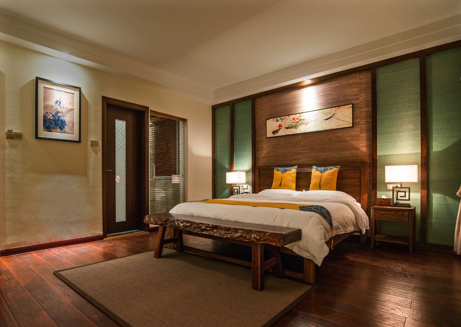 Secret Courtyard Resort Hotel
