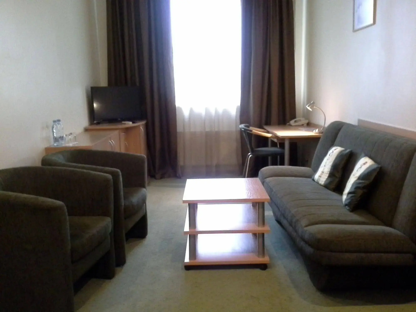 Photo - Sky High Hotel Airport 200 meters from the terminal