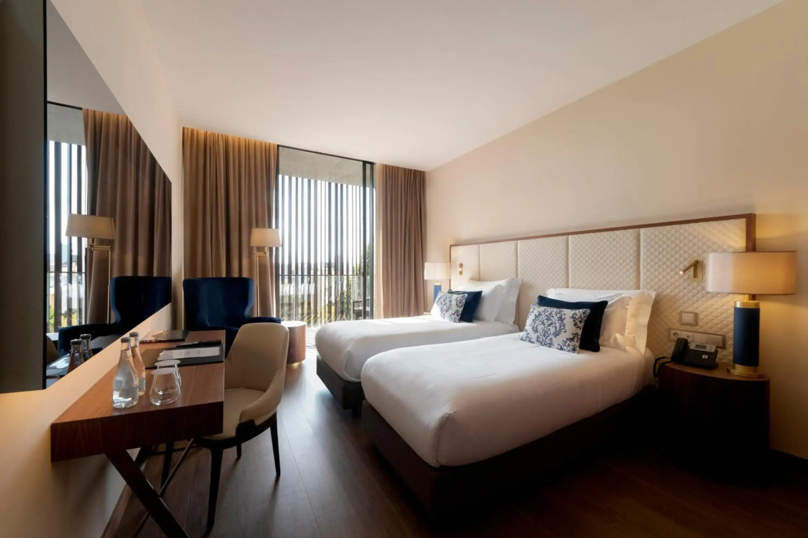 Photo - Boeira Garden Hotel Porto Gaia, Curio Collection by Hilton