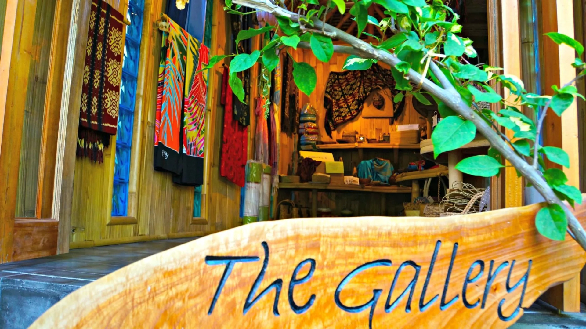 Foto - Samanvaya - Adults Only