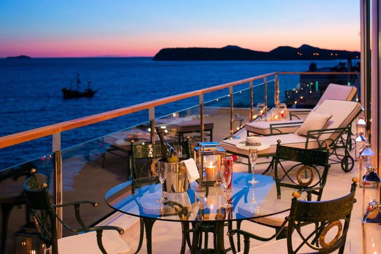 Photo - Royal Princess Hotel