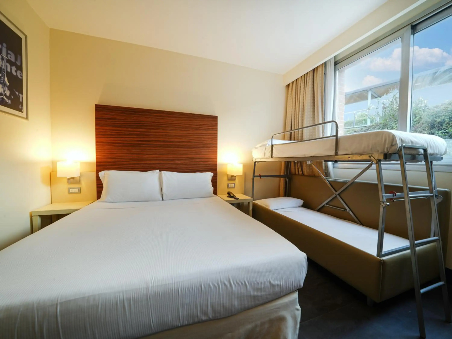 Photo - La Meridiana Bleisure Hotel
