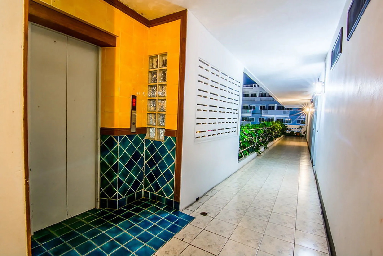 Foto - Sutus Court 3