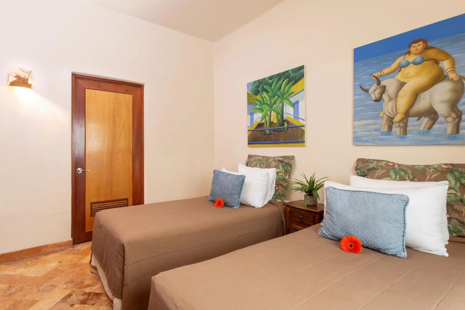 Photo - Porto Playa Condo Hotel & Beachclub