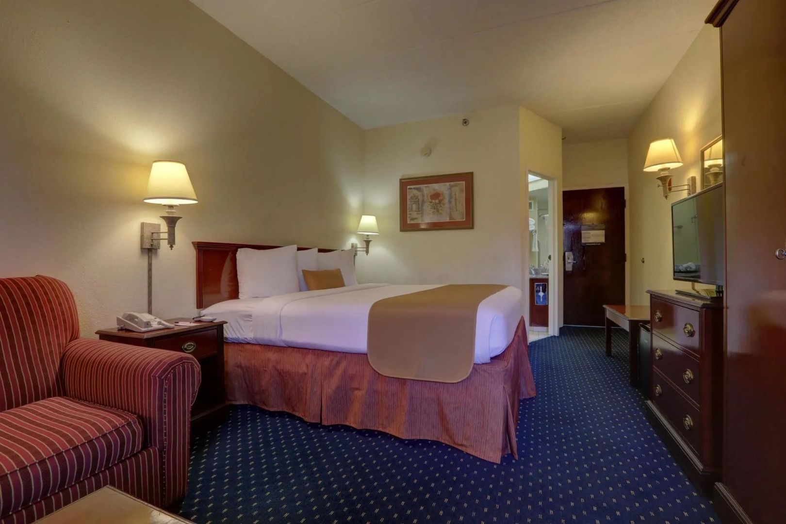 Foto - SureStay Plus Hotel by Best Western Chicago Lombard