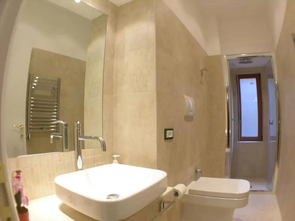 Photo - Maison Vaticana