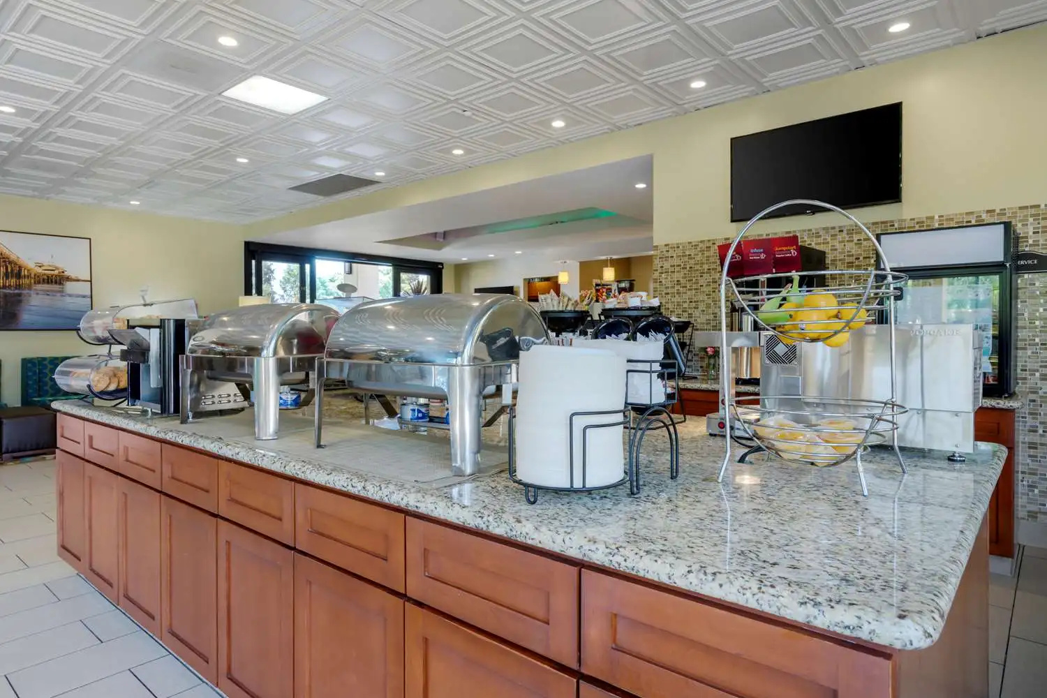 Photo - Best Western Plus South Coast Inn