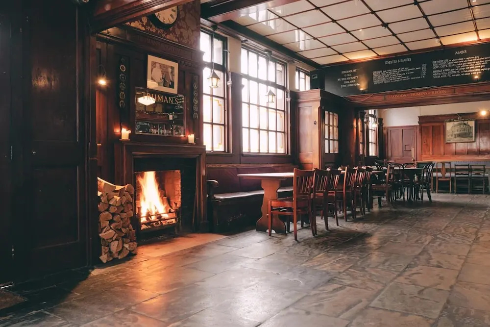 Photo - Rose and Crown Stoke Newington
