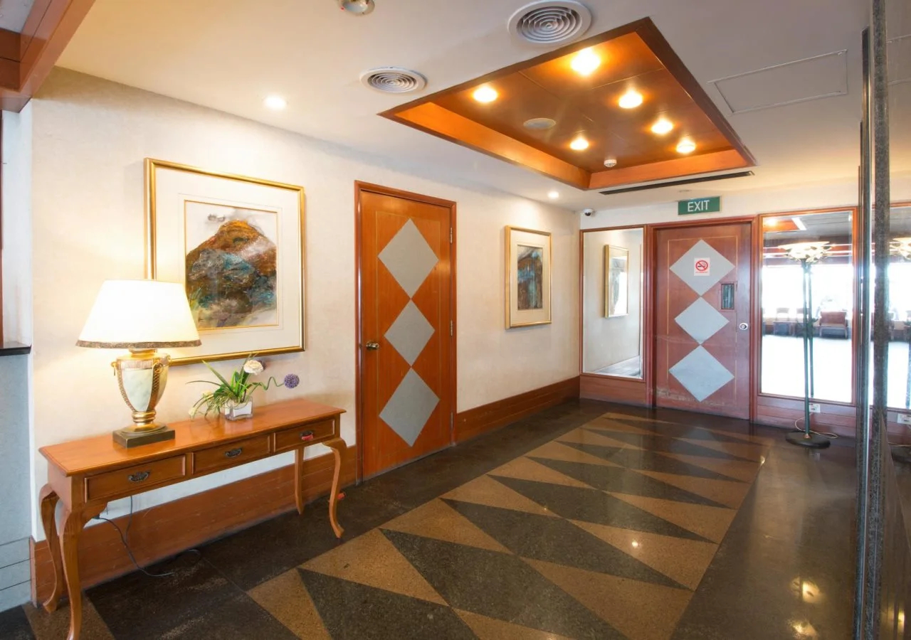 Photo - Hotel 81 Palace - NEWLY RENOVATED