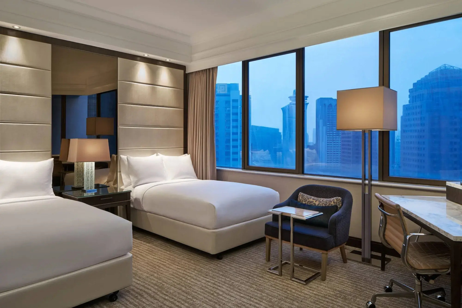 Photo - Singapore Marriott Tang Plaza Hotel