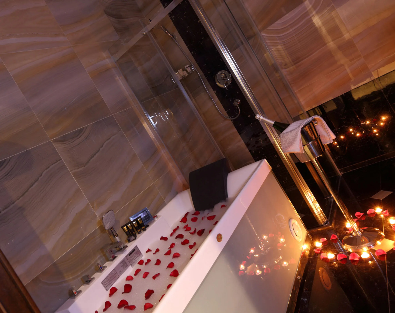 Photo - Swiss Flora Royal Hotel Riyadh